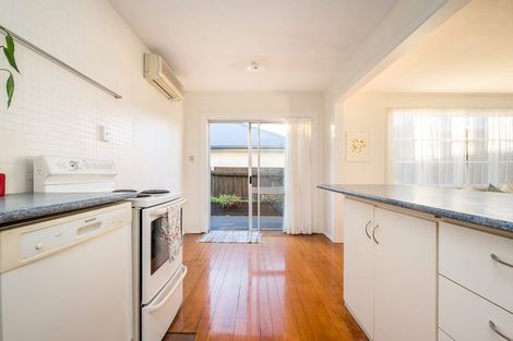 Photo of property in 7 Braemar Place, Avonside, Christchurch, 8061