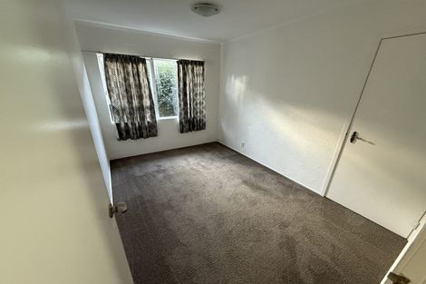 Photo of property in 40 Stapleford Crescent, Browns Bay, Auckland, 0630