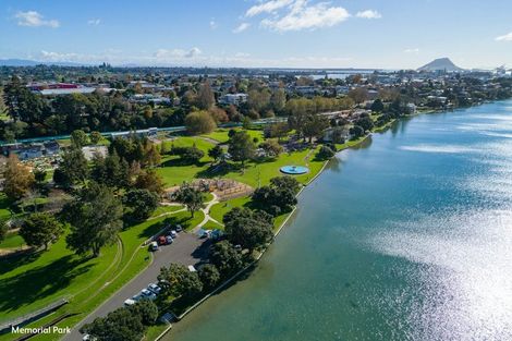 Photo of property in 2/14 Twelfth Avenue, Tauranga South, Tauranga, 3112