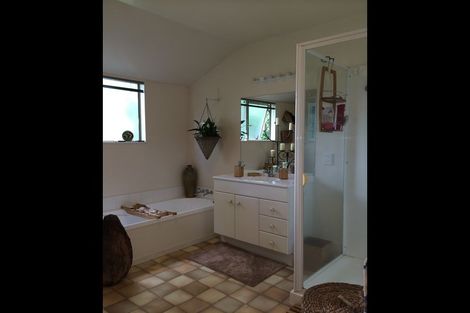 Photo of property in 6 Jelicich Court, Henderson, Auckland, 0612