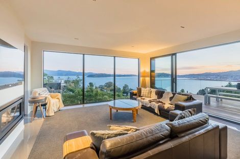 Photo of property in 14 Shalimar Crescent, Khandallah, Wellington, 6035