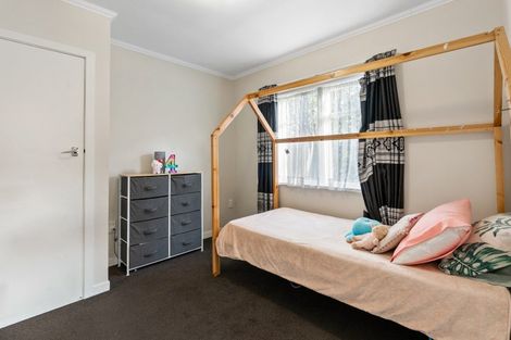 Photo of property in 950 High Street, Avalon, Lower Hutt, 5011