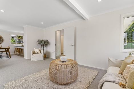 Photo of property in 12e Woodhouse Place, West Harbour, Auckland, 0618