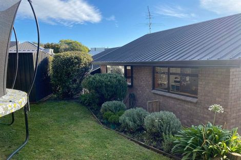 Photo of property in 12 Pembridge Lane, Westmorland, Christchurch, 8025