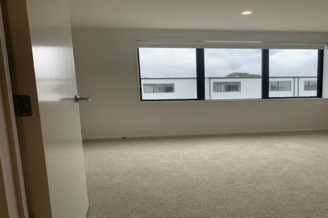 Photo of property in 87 Waituarua Drive, Takanini, Auckland, 2112