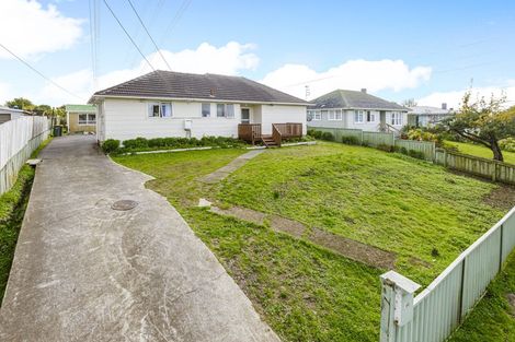 Photo of property in 10 Gilbert Road, Otara, Auckland, 2023
