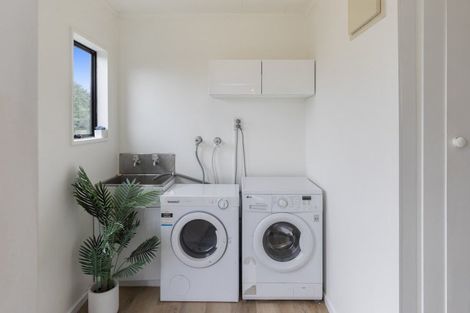 Photo of property in 64 Effingham Street, North New Brighton, Christchurch, 8083