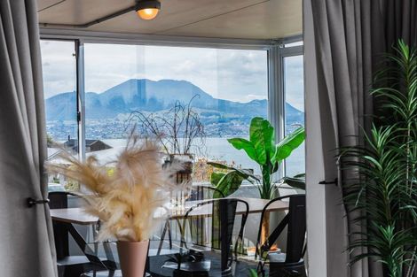 Photo of property in 88 Wakeman Road, Acacia Bay, Taupo, 3330
