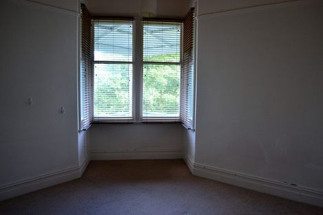 Photo of property in 2/106 Glenmore Street, Northland, Wellington, 6012