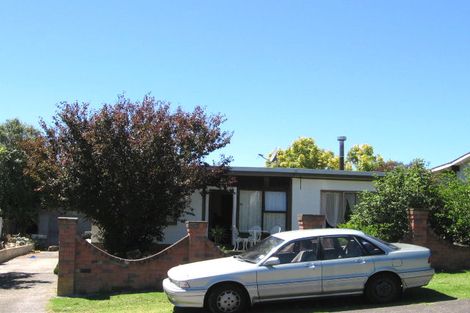 Photo of property in 38 Kia Ora Road, Beach Haven, Auckland, 0626