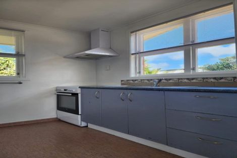 Photo of property in 10a Vogel Street, Fitzroy, New Plymouth, 4312