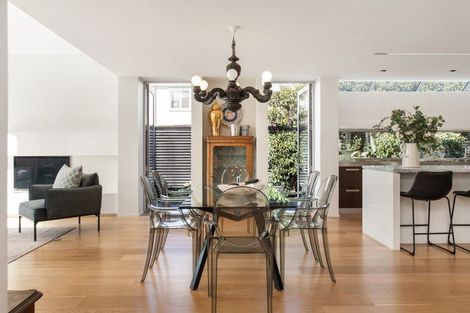 Photo of property in 23 Poynder Avenue, Merivale, Christchurch, 8014