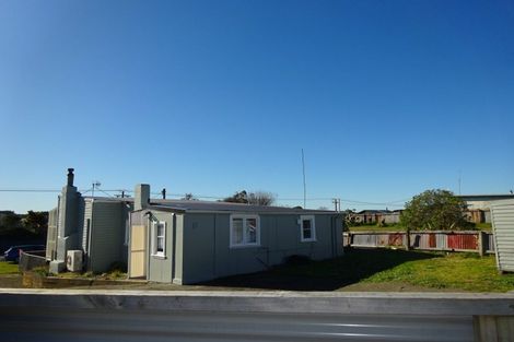 Photo of property in 46 Pratt Avenue, Foxton Beach, Foxton, 4815
