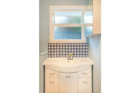 Photo of property in 20 Mason Street, New Lynn, Auckland, 0600