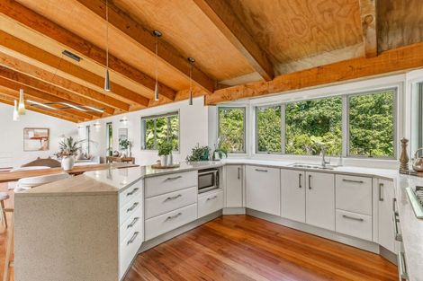 Photo of property in 99d Carter Road, Oratia, Auckland, 0604