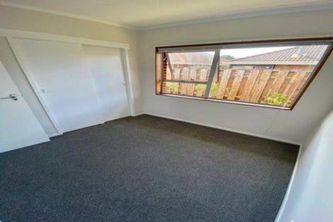 Photo of property in 11/81 Shakespeare Road, Milford, Auckland, 0620