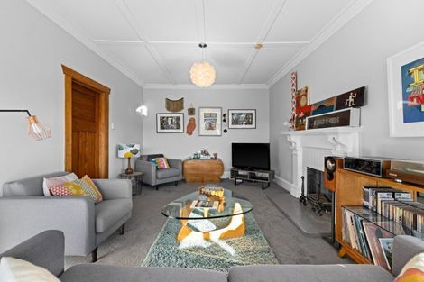 Photo of property in 23 Fitzroy Road, Bluff Hill, Napier, 4110