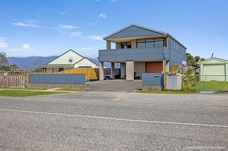 Photo of property in 30 Coates Street, Westport, 7825