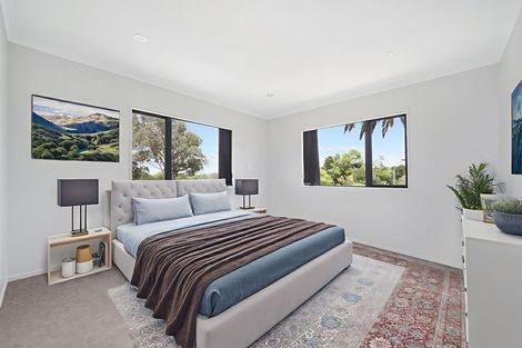 Photo of property in 1 Kendall Court, Wattle Downs, Auckland, 2103