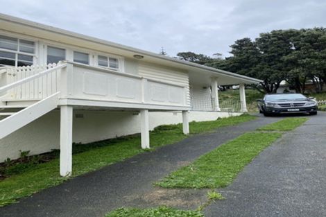 Photo of property in 48 Miramar North Road, Miramar, Wellington, 6022