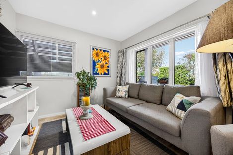 Photo of property in 29 Brigitte View, Snells Beach, 0920
