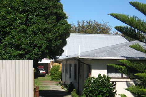 Photo of property in 62 Routley Drive, Glen Eden, Auckland, 0602