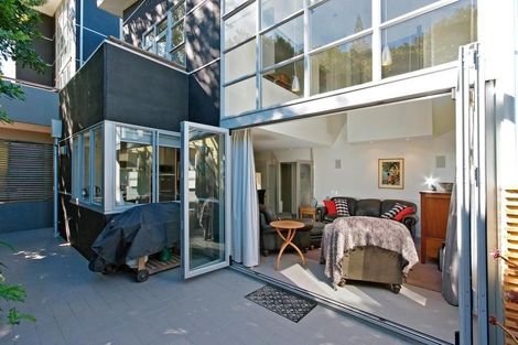 Photo of property in 94b Onslow Road, Khandallah, Wellington, 6035