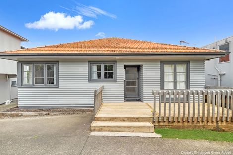 Photo of property in 1/18 Forrest Hill Road, Forrest Hill, Auckland, 0620