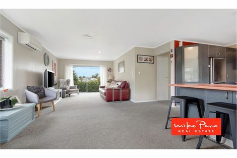 Photo of property in 2/41 Mason Street, New Lynn, Auckland, 0600