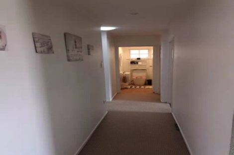 Photo of property in 14 Porter Avenue, Te Atatu South, Auckland, 0610