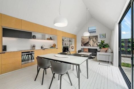 Photo of property in 9d Champion Street, Edgeware, Christchurch, 8013