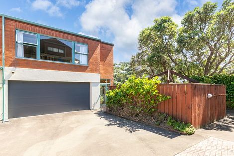 Photo of property in Mt Carmel Mews, 9u4 Arawa Road, Hataitai, Wellington, 6021