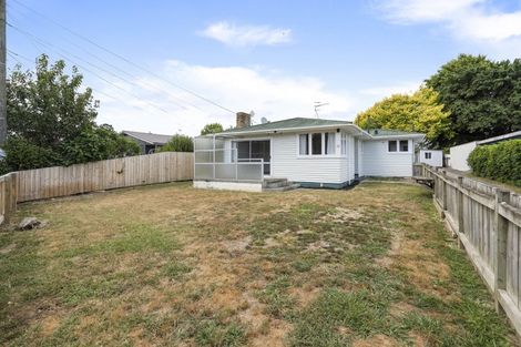 Photo of property in 12 Dermont Street, Bader, Hamilton, 3206