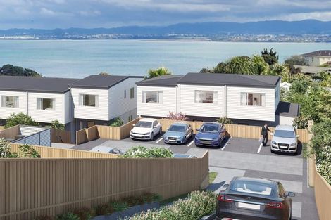 Photo of property in 15 Sea Vista Avenue, Beach Haven, Auckland, 0626