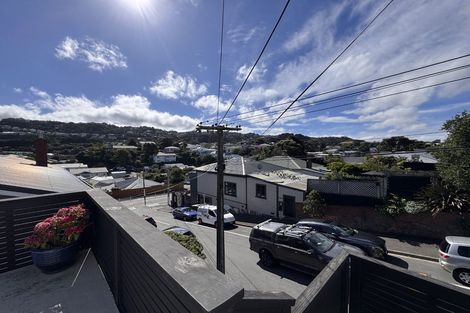 Photo of property in 2a Dawson Street, Berhampore, Wellington, 6023