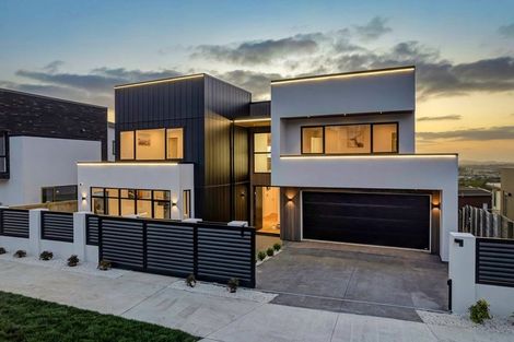 Photo of property in 9 Michael Richard Place, East Tamaki Heights, Auckland, 2016