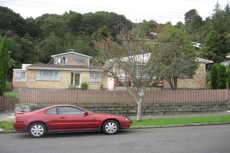 Photo of property in 11a Lowry Crescent, Stokes Valley, Lower Hutt, 5019