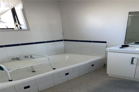 Photo of property in 2/39 Claude Road, Manurewa, Auckland, 2102