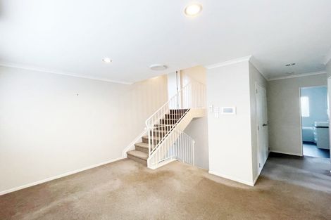 Photo of property in 9 Lucca Crescent, Flat Bush, Auckland, 2019