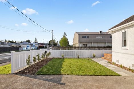 Photo of property in 19 Dublin Street, Pukekohe, 2120