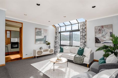 Photo of property in 107 Cockayne Road, Khandallah, Wellington, 6035