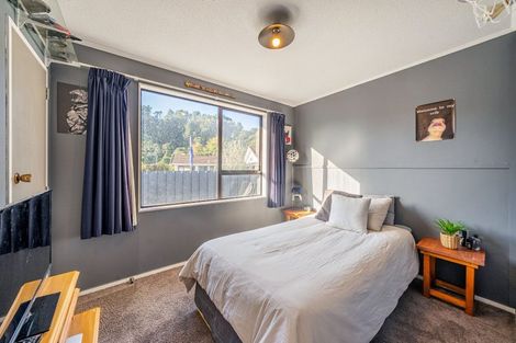 Photo of property in 6 Topaz Street, Birchville, Upper Hutt, 5018