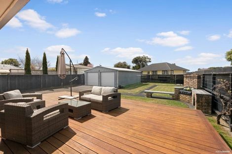 Photo of property in 31 Durham Street, Te Atatu Peninsula, Auckland, 0610