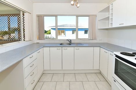 Photo of property in 36a Charlotte Street, Stanmore Bay, Whangaparaoa, 0932