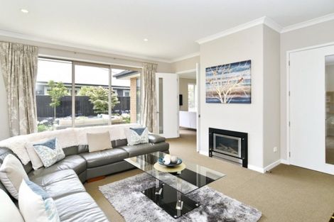 Photo of property in 37 Bayliss Drive, Kaiapoi, 7630