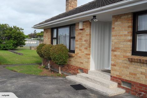 Photo of property in 2/29 Shirley Avenue, Papakura, 2110
