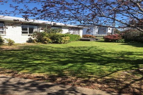 Photo of property in 142 Old Farm Road, Hamilton East, Hamilton, 3216