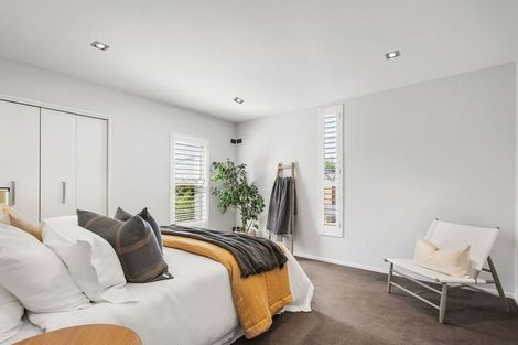 Photo of property in 43 Hawkesbury Avenue, St Albans, Christchurch, 8014