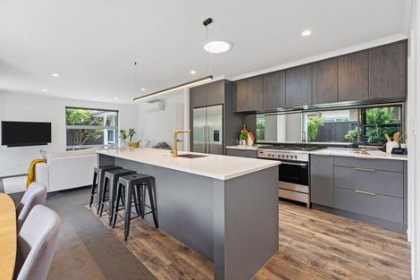 Photo of property in 21 Kahuparere Crescent, Pyes Pa, Tauranga, 3112