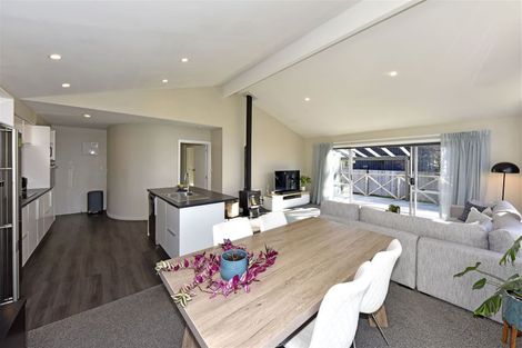 Photo of property in 3 Stedley Place, Heathcote Valley, Christchurch, 8022